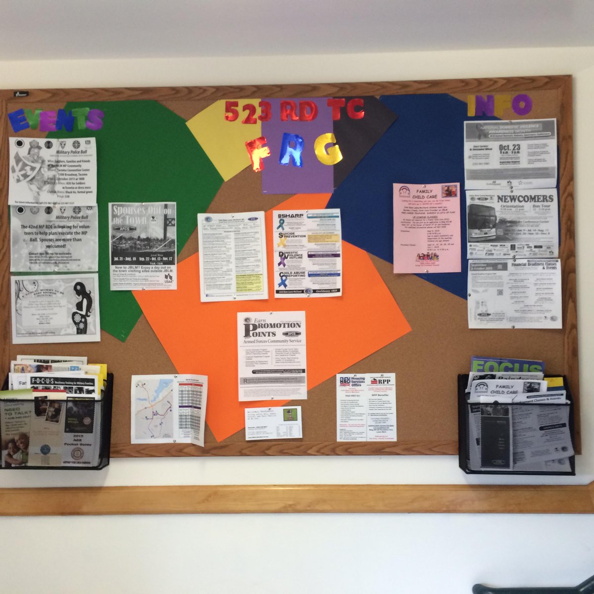 523dTC's tweet photo. Our #523dTC FRG team members have worked hard on our FRG info board! Check it out. http://t.co/2SYzhfPoeL