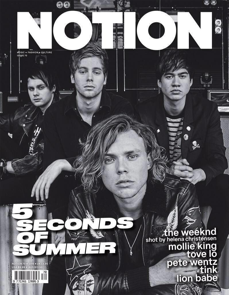 calumtivity's tweet image. freshman year vs. senior year 5sos edition!