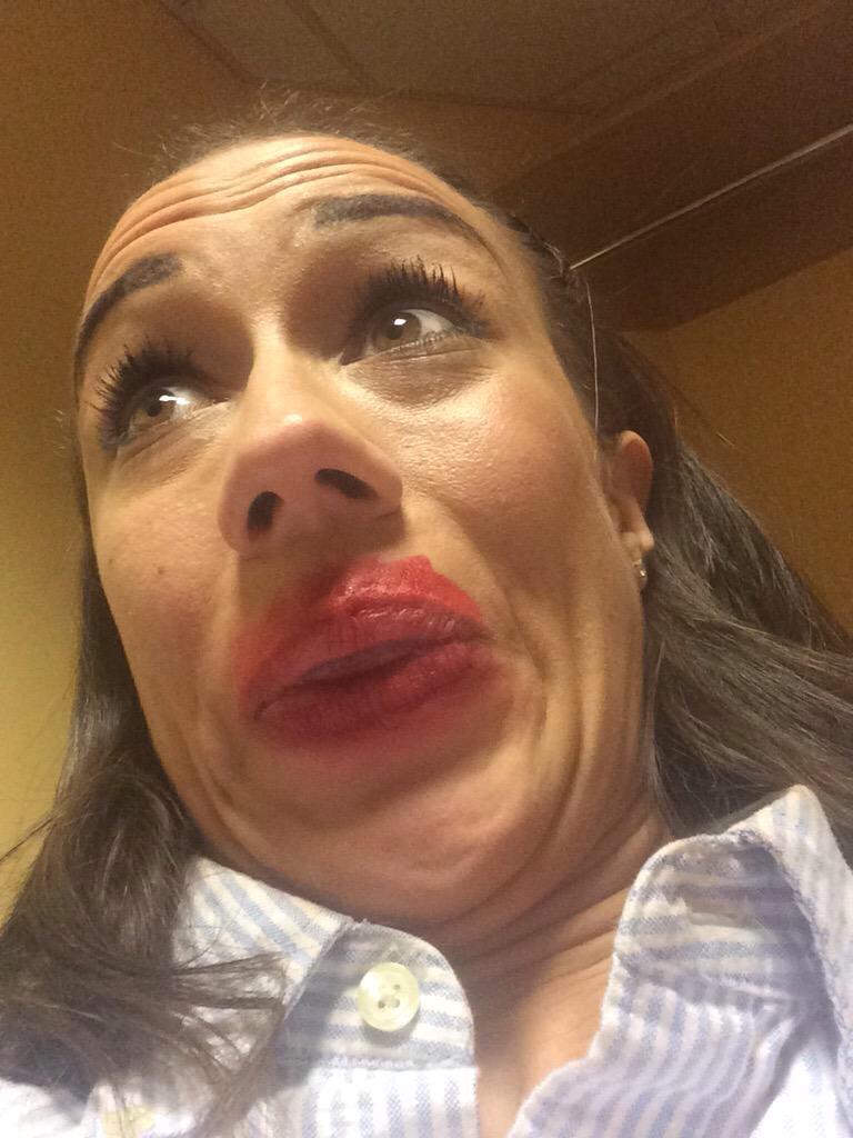 poorlydrawncb's tweet photo. I am voting for #MirandaSings for Entertainer of the Year at the #Streamys cuz she is my bae. http://t.co/Hc8BdGTKrE