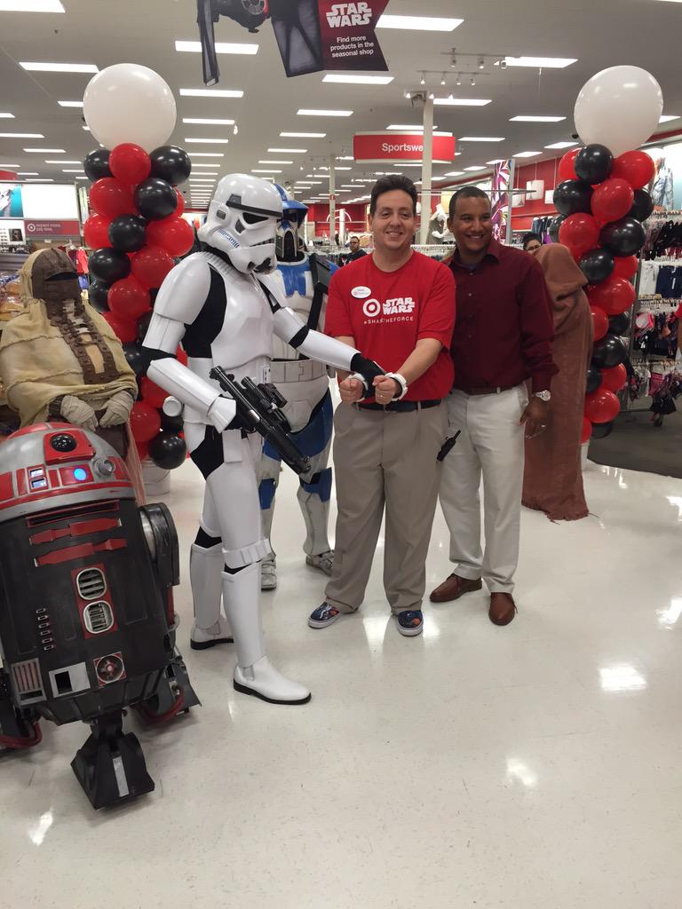 nikihcopeland's tweet photo. Redlands Team did amazing sharing the force &amp; keeping energy up! #1869 #ShareTheForce @glantern73 @TonyCostanzoTGT http://t.co/fIMKZ752R7