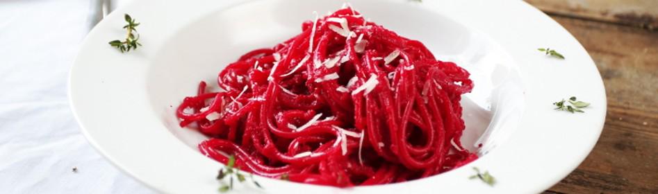 Versvandeteler's tweet photo. Wat een tof recept: kleurrijke bietenpasta! #recept #LiefdevoorVers http://t.co/yHFduoX8jy http://t.co/ZBuHa3Qve5