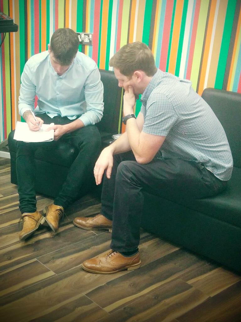 CC_Barbershop's tweet photo. Coffee, chat, plans going forward for #2016 @ScissorWarehous @GoodwinSmithUK @Chrisstanton91 http://t.co/Oyi5YEertj