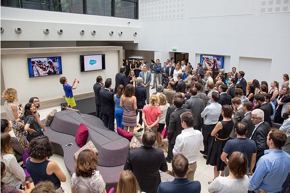 JDNebusiness's tweet photo. Ces géants du Web qui installent leur R&amp;D en France http://t.co/xS7TpTg4xD http://t.co/4mFxyx0ScL