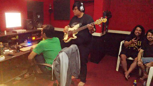 Om keceh <a href="/Youlamlam/">Yulamlam</a> bersama <a href="/OfficialMussa/">MUSSA</a> . Yuk mana lagi yuk yang mau rekaman. Sini merapat :D