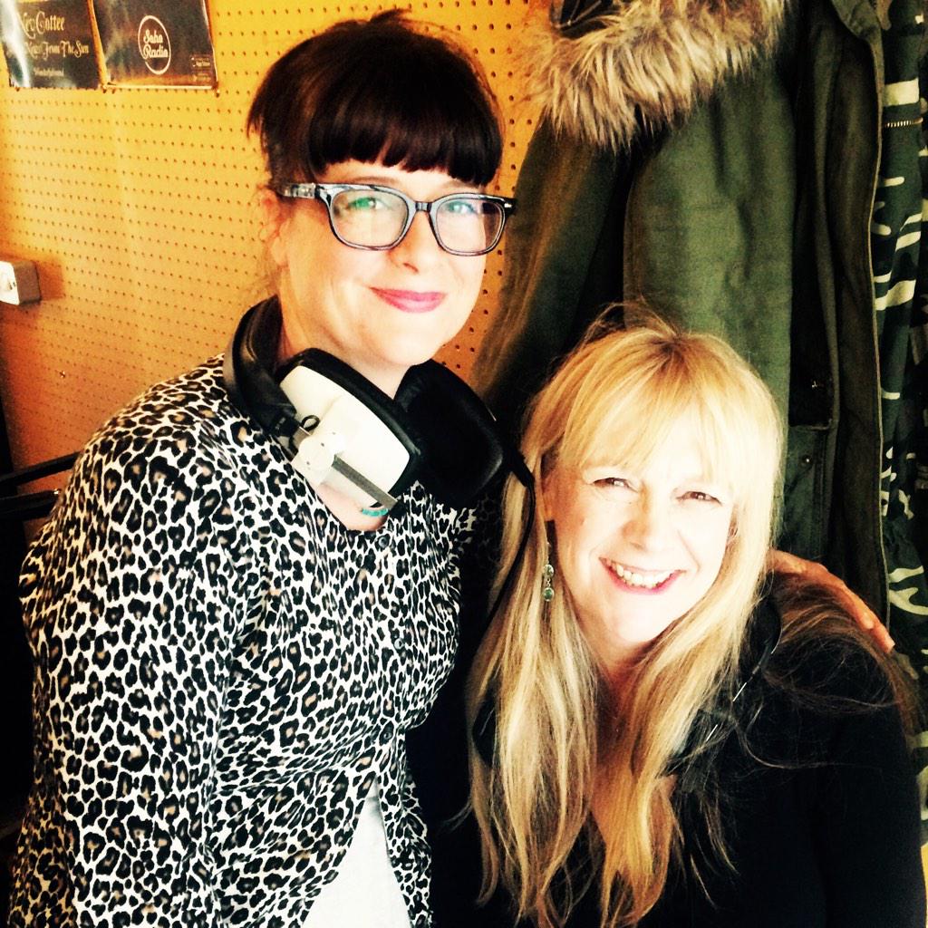 sohoradio's tweet photo. @whatsoffstage @NinaCamero with her guest today @SarahJaneBerger founder of @soandsoartsclub http://t.co/bJRyKrdYxY