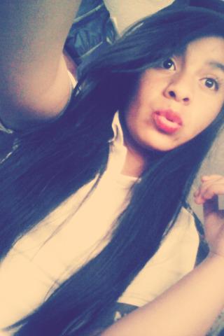 yazminRoblesUr1's tweet image. Agregame en facebook 
Yâzmîn Rû