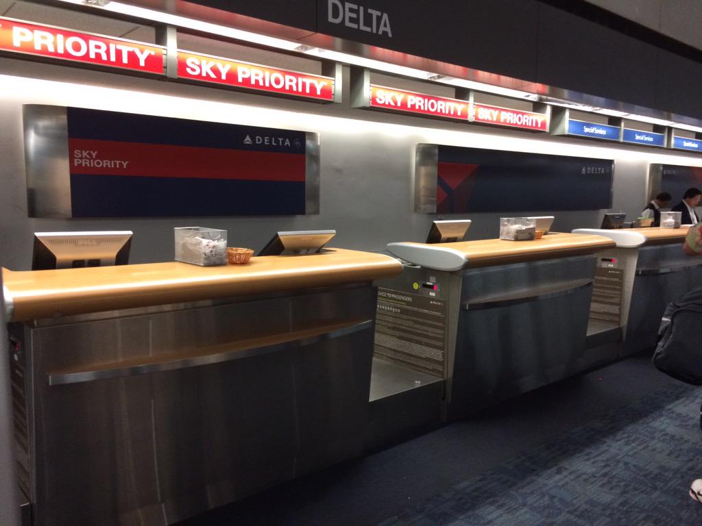 brittnythebaker's tweet photo. #sfo @Delta I guess #skypriority isn't important enough this evening to get any assistance? http://t.co/xnGeCVskF5
