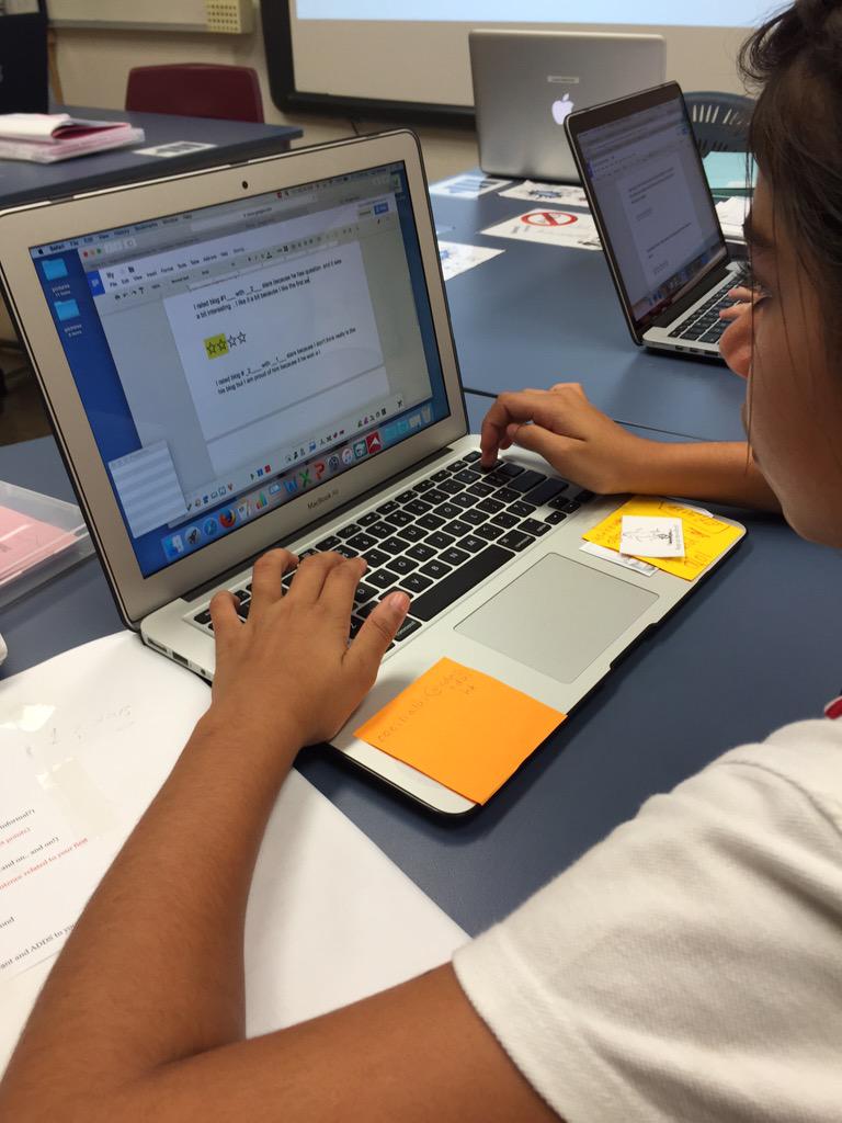 mslindsbrewster's tweet photo. Using Read Write Gold software to help us on a blog writing task! #cdnis_lst #cdnisls #readwritegold http://t.co/WAsXcDt03l
