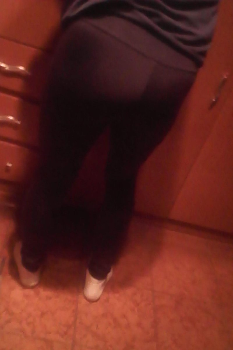 Muy putita y aburrida!