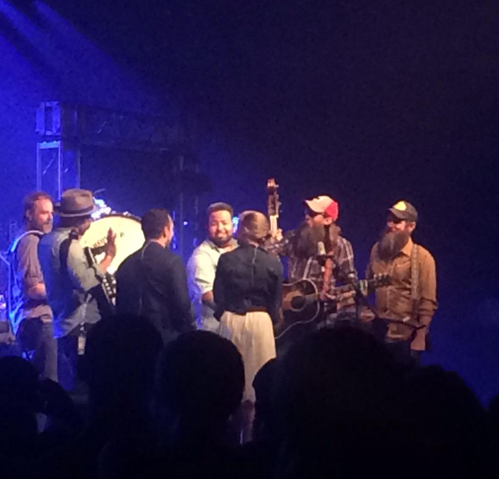 itsmepaisley's tweet photo. Had a great time at the @air1radio  positive hits tour! Thank you @crowdermusic for a great show! http://t.co/EfPCbWxWg4