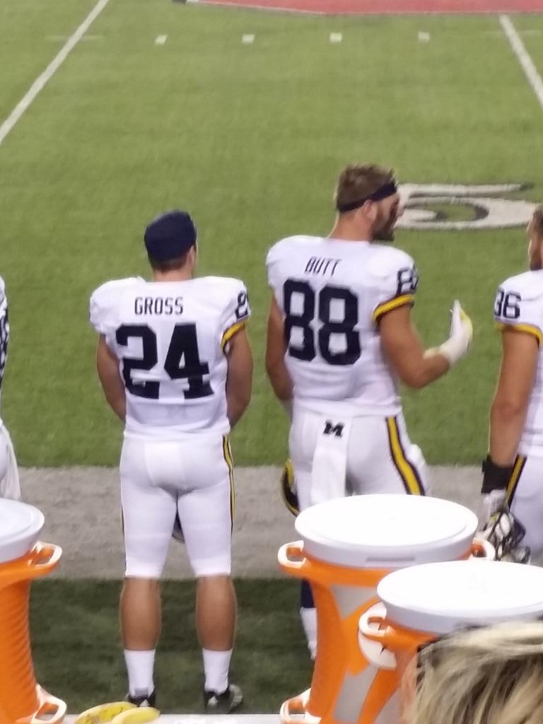 dsjenson's tweet photo. My favorite part of the Utah vs Michigan game #UtahvsMichigan #GrossButt http://t.co/8lABeTc1xg