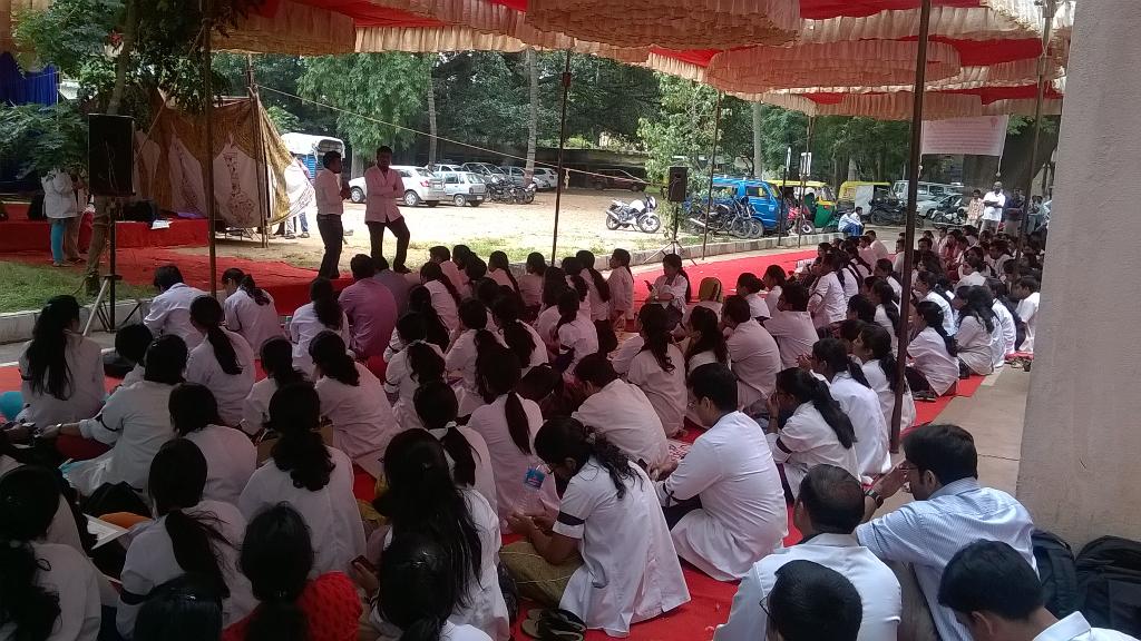 mercallen007's tweet image. @kardunited@indiatoday@ndtvindia@cmofkarnataka #protestforhike Day 5 stil goin strong