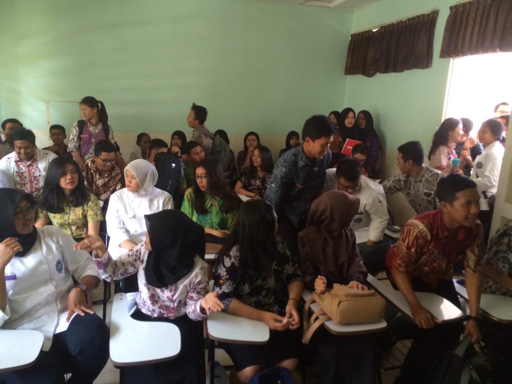 WOW! Our first event in this semester! Basic cutting and basic cooking! #eccb #enhaii <a href="/sema_STPB/">SENAT MAHASISWA STPB</a>