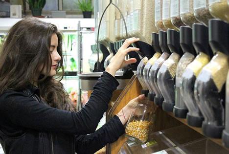 D2Emag's tweet image. Vandaag opent @bagandbuy! Wij spraken Wim van Dijk over verpakkingsvrij winkelen bit.ly/1hFXtYM