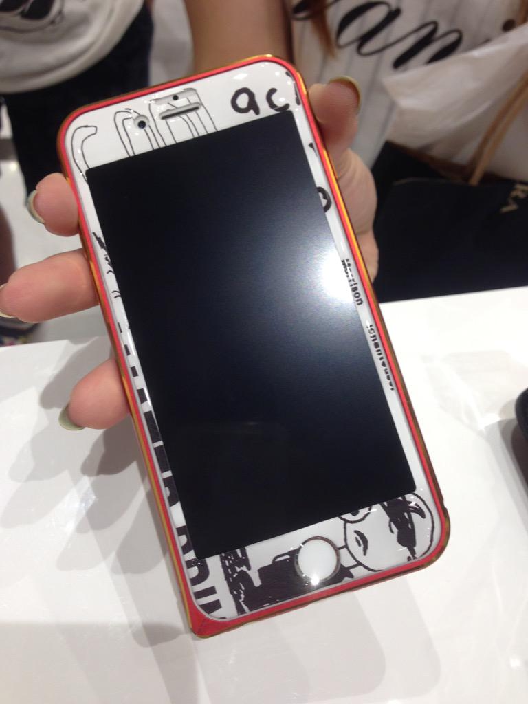 シンギーズプレイランドららぽーと富士見 Twitterren お客様ギズモの紹介です 人気のfig Viperのスヌーピーギズモに赤バンパーでこれからの季節にピッタリの仕上がりになりました ２つ目はスパイダーマンのギズモに発色綺麗な赤バンパー グレーと赤の相性が