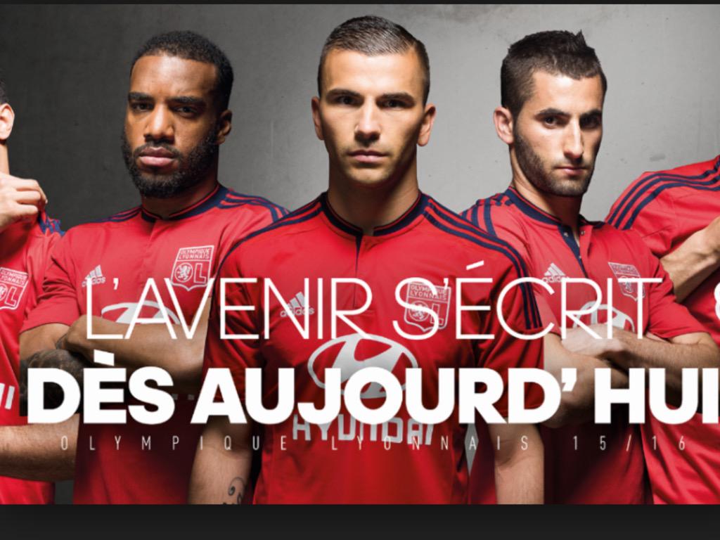 PlayFav's tweet image. OL ou OM ?   #teamOL #Marseille 
Rt.                       Fav