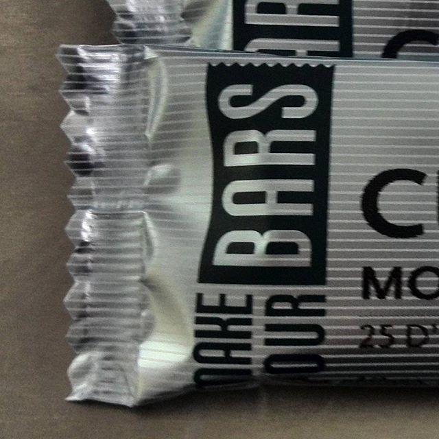 weKitesurf's tweet photo. No solo eliges los ingredientes sino que además le pones el nombre que quieras :)
#makeyourbars  #personalizatubarr… http://t.co/hBaUy54GjG
