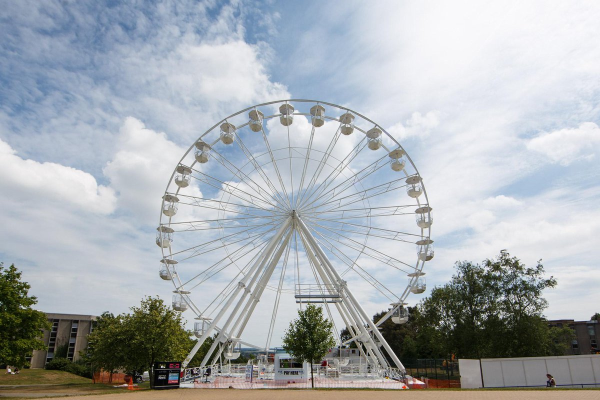 UniKent50's tweet photo. #50Fest is here! Ride on the #KentWheel today (and all weekend!) to enjoy spectacular views of Canterbury and beyond http://t.co/8zQiPoDCKI