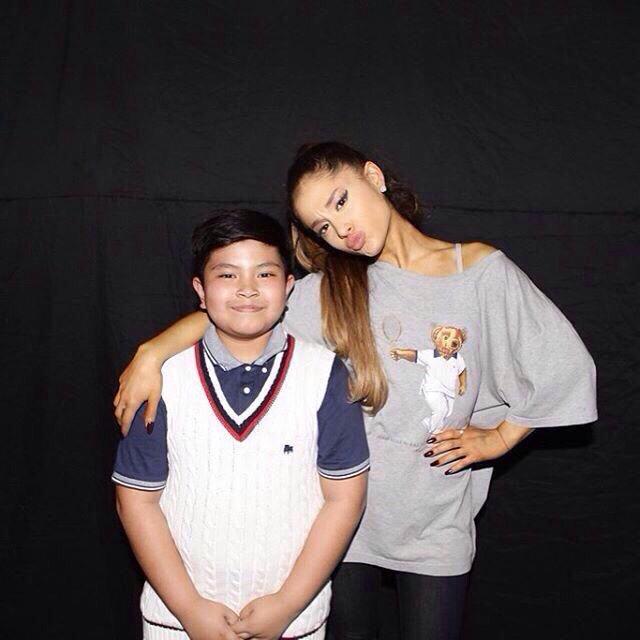 ArianasIndo's tweet photo. Ariana's MnG in Jakarta #10 #HoneymoonTourJakarta http://t.co/TAkx9by31o