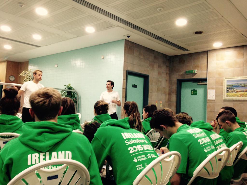 SwimUlster's tweet photo. Team chat with @chriscookgb and Ross Davenport #2015SSG #inspiring #whatcanyoucontrol http://t.co/VHG46NGEBN