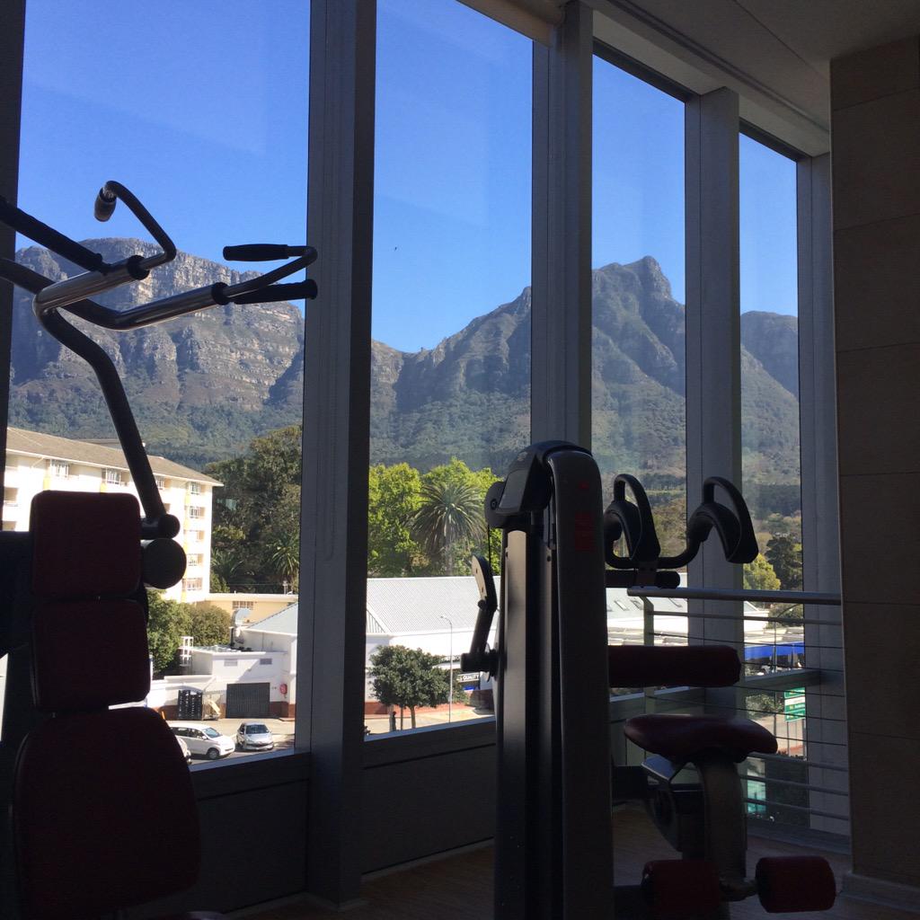 TimPerks85's tweet image. Thanks @virginactiveSA #Claremont for a fantastic sound track to today's workout! #TableMountain looking great.
