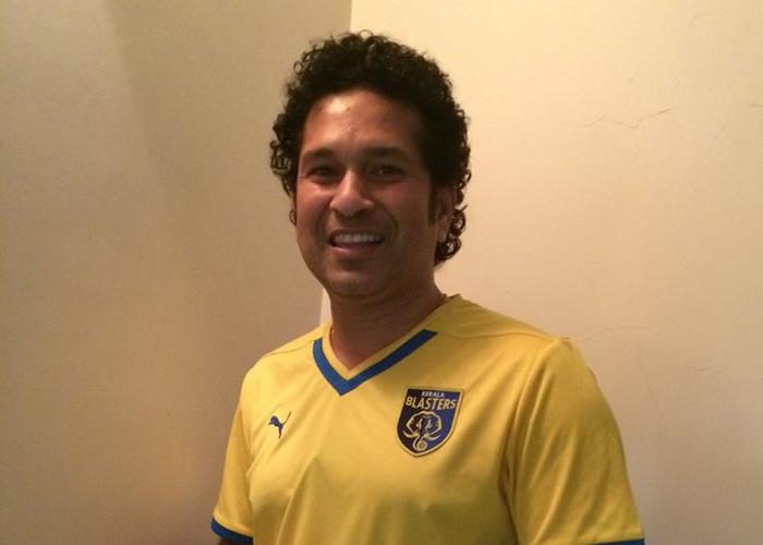 folomojo's tweet photo. Sachin Tendulkar to make #Kochi his second home, plans to build a Sports City http://t.co/hV3KDfa1J3 #Kerala #SRT http://t.co/ADLOMlhYbC