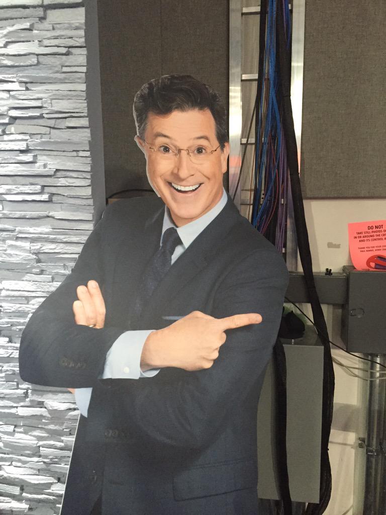 WJJK1045's tweet image. RT @CBS4Indy: #ColbertCountdown is on! His new show @colbertlateshow debuts on @CBS4Indy on Tuesday! #CBS4Morning