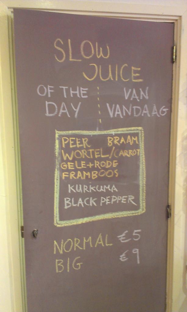 Weer slowjuices leren maken vandaag bij <a href="/FineFreshFood/">Fine Fresh Food</a>,  en extra leuk: dagsap bevat frambozen van <a href="/EetbaarPark/">Eetbaar Park 070</a> 2!