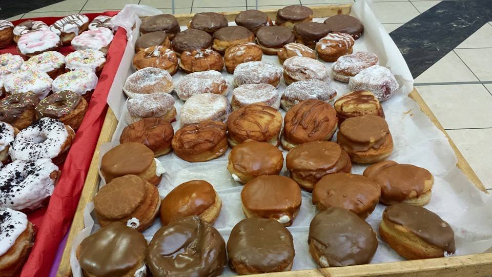 chqdublin's tweet image. A hot chocolate would go well with the fresh donuts available today at @chqdublin @FrenchHotChoc #loveirishmarkets