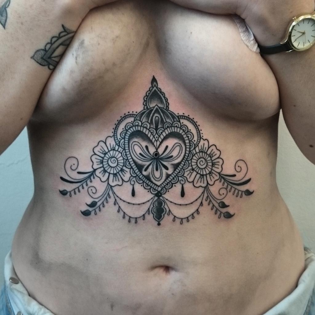 Really proud of how lovely this looks on super babe Lauren. #tattoo #underboob #leeds