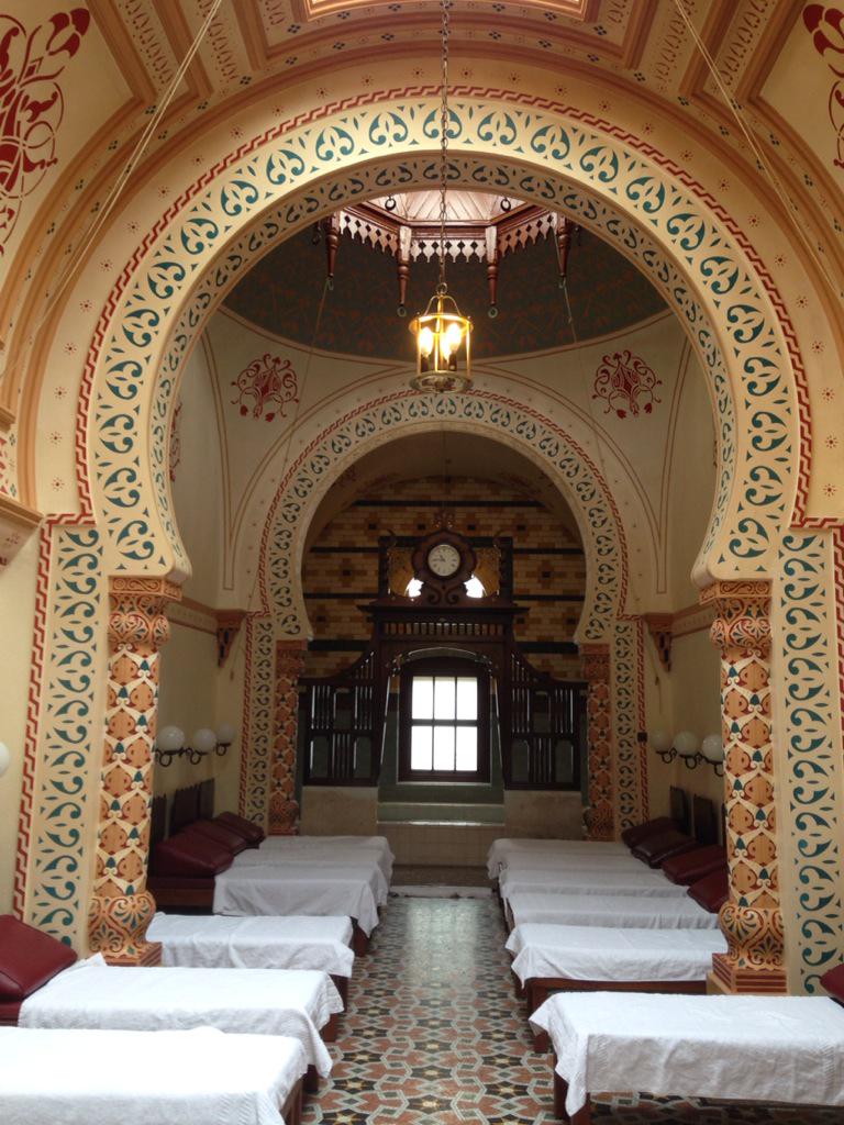 hawley_caroline's tweet photo. Great day off yesterday in Harrogate doing some of my favourite things @HarrogateBaths #VictorianSplendour http://t.co/4BxiTLkATY