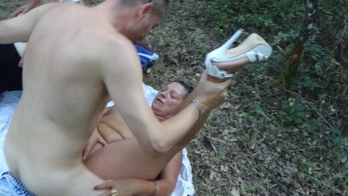 morena va chiavata come una cagna.... http://t.co/KNfbWLZhOw<a href="/tag/anal"class="tags"><span>#anal</span></a><a href="/tag/pissing"class="tags"><span>#pissing</span></a><a href="/tag/facialized"class="tags"><span>#facialized</span></a>