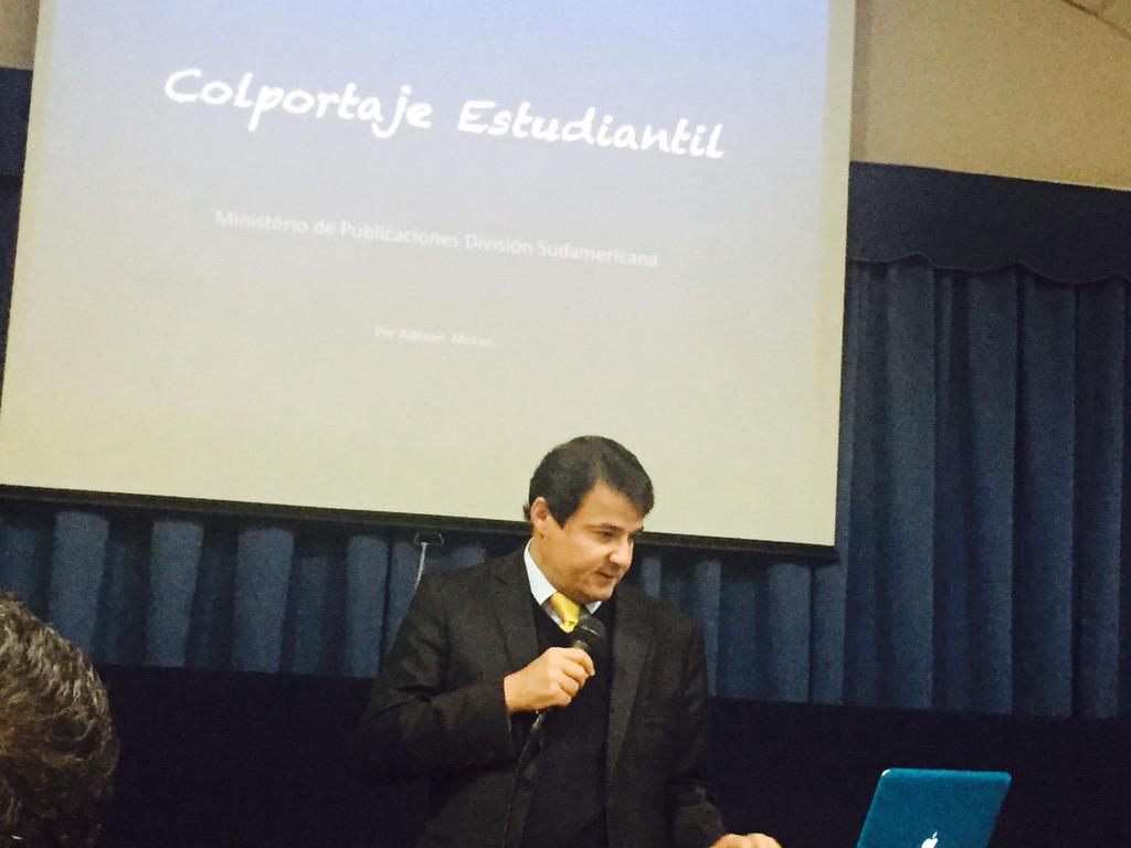 Líder de Publicaciones de la División visita a los futuros Pastores de nuestra IASD en Culto con Fac Teología UnACh