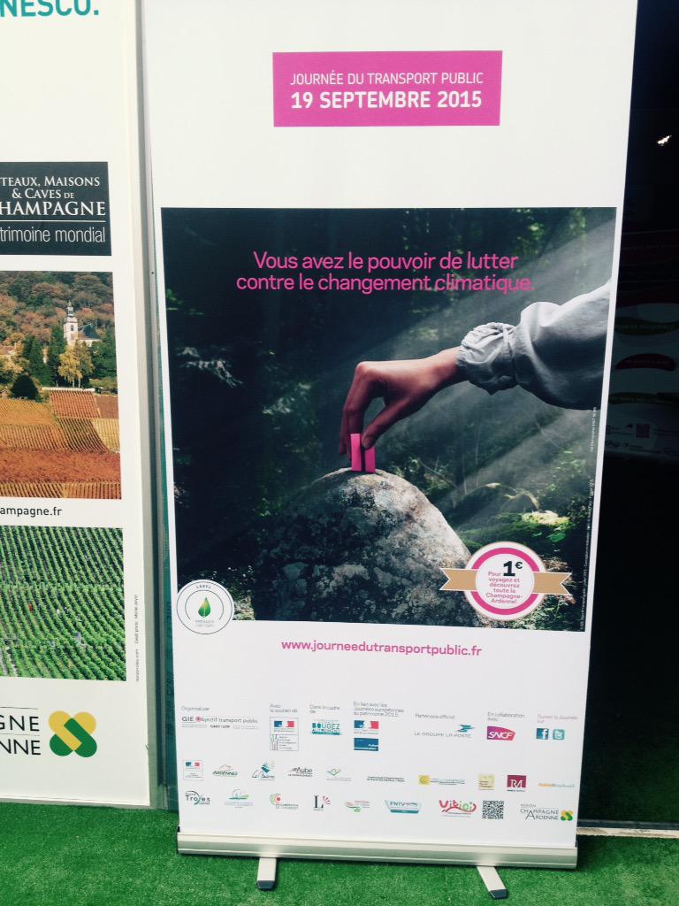 elusPSCA's tweet photo. Les billets à 1€ en vente au stand Reg de la #Foiredechalons valables pour les transports de @Champa_Ardenne le 19/9 http://t.co/u0rrnQWmnU