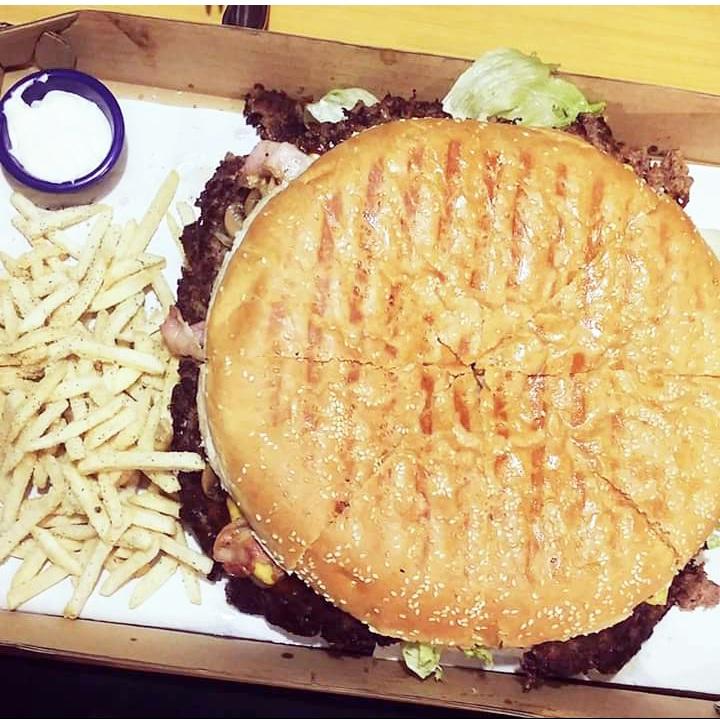 Ysa_Arcangel's tweet photo. Kaya ayokong nsstress eh..#FridayCheat #ProjectBurger http://t.co/BdTST6VUlo