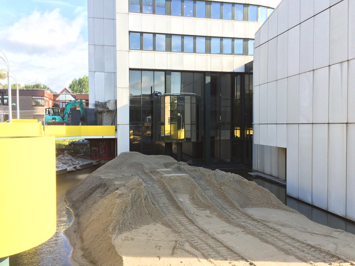Deze week zijn we begonnen met de voorbereidingen voor de bouw van de nieuwe entree.