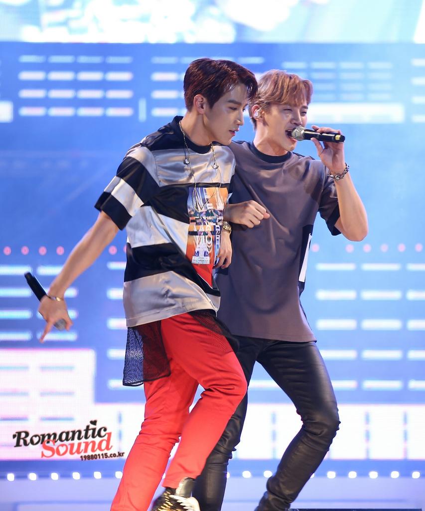 埋め込み画像への固定リンク