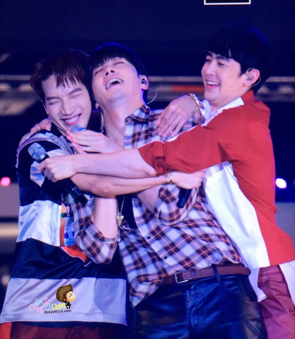 埋め込み画像への固定リンク