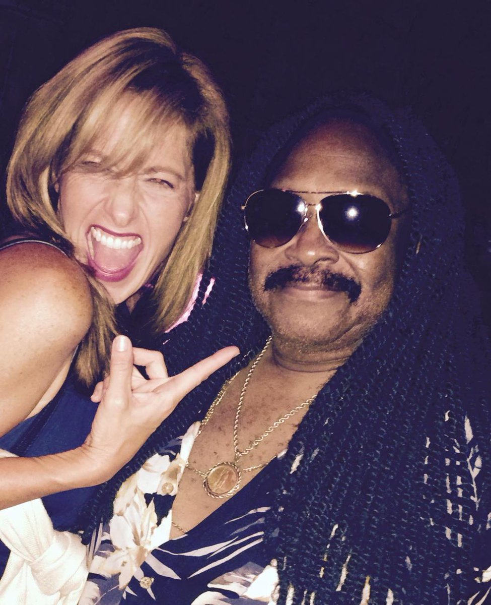 MaggieCarnes's tweet image. With the legendary @alphonsemouzon last night @BakedPotatoJazz after a groovin and rockin set! #HeadExplodes