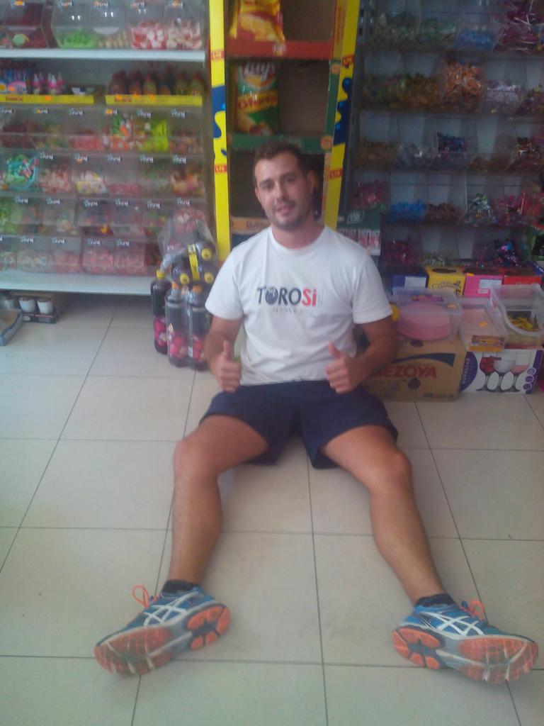 Pakolodj's tweet photo. Por tercer año consecutivo....
QUE EL RITMO NO PARE! @jose_puerta69 http://t.co/wVAgFURVMG