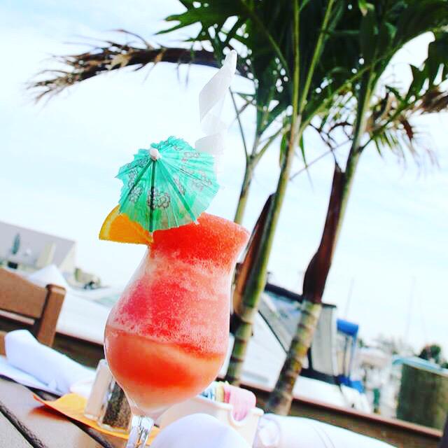 HarborCrabCo's tweet photo. #TeacherFeatureHappyHour 4-6pm #TheNextLevelBand. #LateNightHappyHour 10 pm-12am #Patchogue #HarborCrab #LDW2015 http://t.co/0GUcPKbWXs
