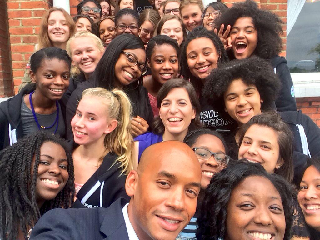 ChukaUmunna's tweet photo. Loved talking to the @Stemettes @OutboxIncubator in #Tulse Hill today! http://t.co/0WB4elp42x