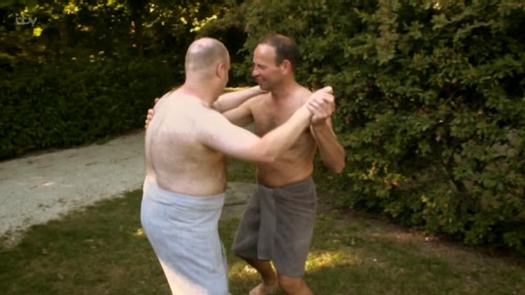 AuntiePegg's tweet image. Oh good lord..... #HelloCampers