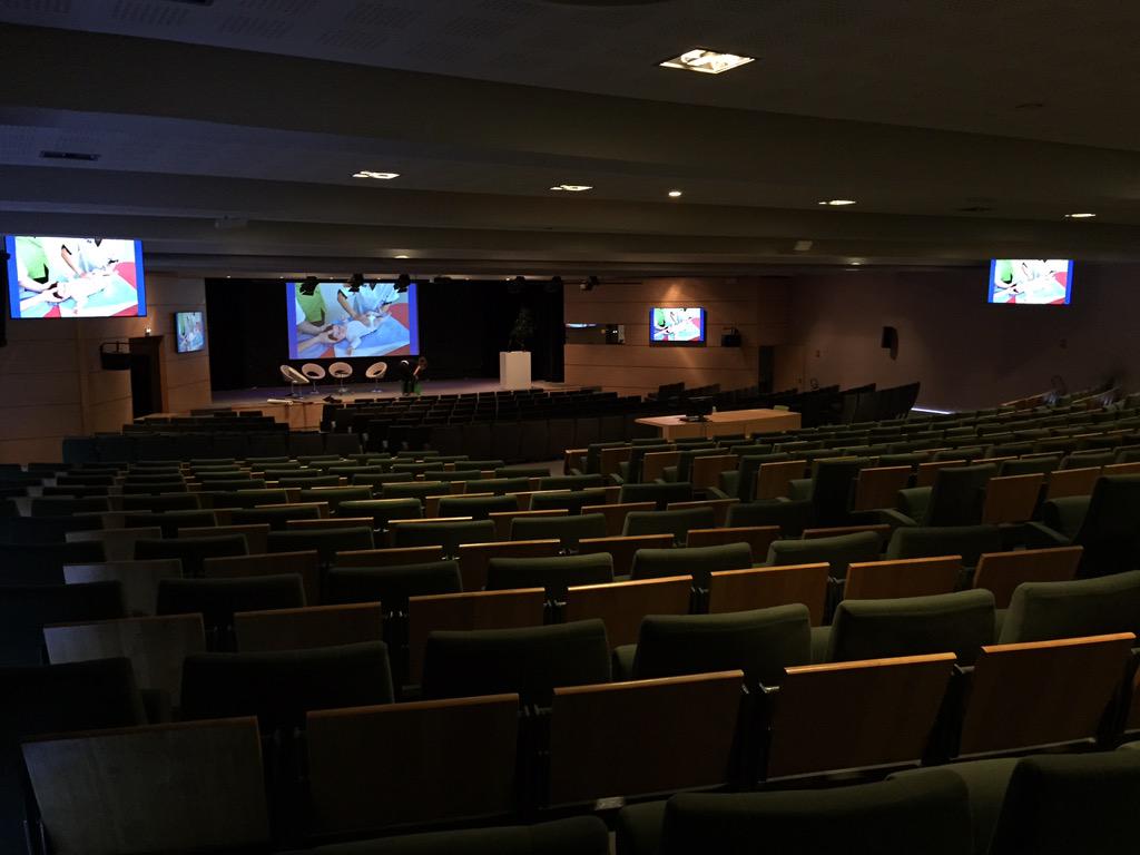 En mode préparation de la remise du diplôme