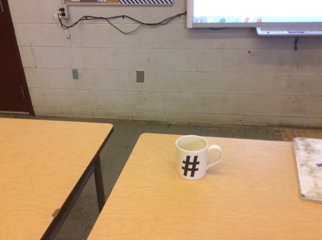 nwsstech's tweet photo. All ready for the semester to start. New desks, new mug(thanks) and room is clean(for now). @amycrummer @mskneider http://t.co/KuBVH23LTp
