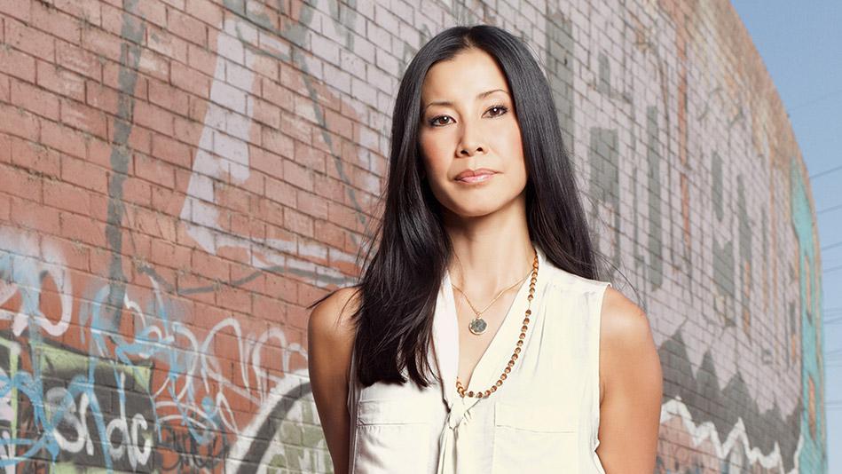 8/30:Happy 42nd Birthday 2 TV journalist Lisa Ling! On The View, CNN, OWN, Nat Geo + more! So accomplished!  