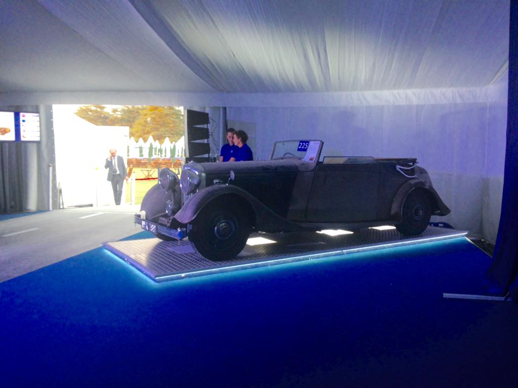 Iconic Auctioneers tweet media