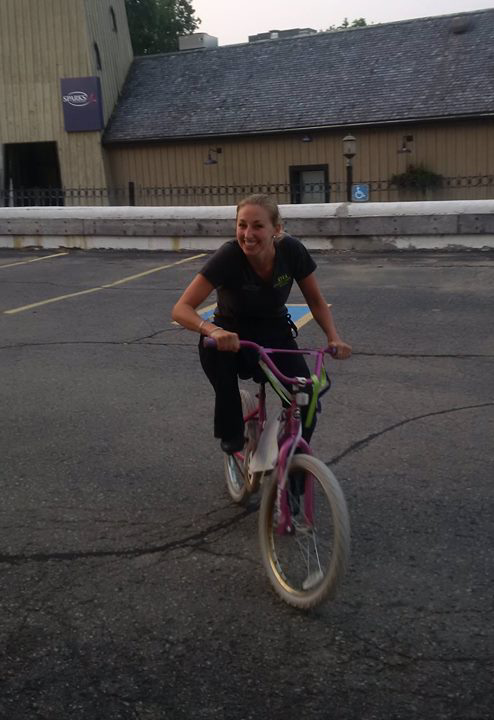 DHFoodLodging's tweet photo. Looking pretty stylish on that bike Jaime #TheDH http://t.co/ggTTQt1nrF