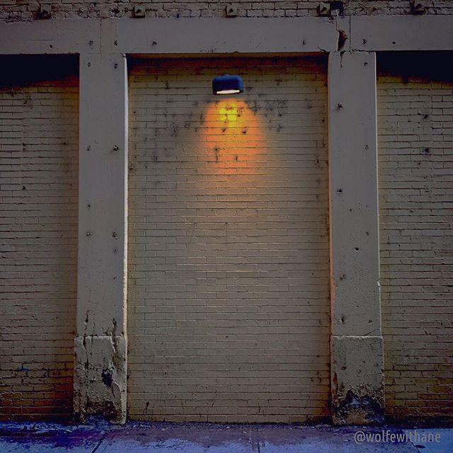 wolfewithane's tweet photo. #streetlight in #alley: edited in #ftgrf #iphoneography http://t.co/4QQzAmSGAO