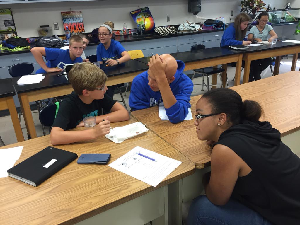 MrTomGoZeps's tweet image. How many drops of H2O can you put on a coin? #learnthroughdoing #scientificmethod #welovelabs